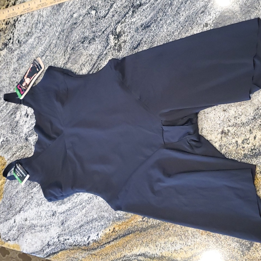 NWT Maidenform WYOB Singlet. Black. Firm Control